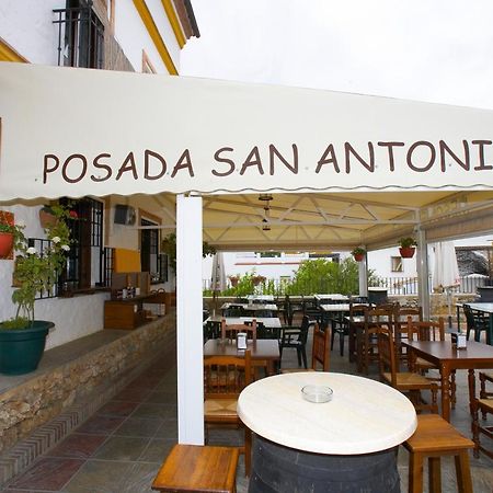 אל בוסקה Hotel Posada San Antonio מראה חיצוני תמונה